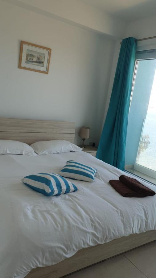 Flat 2 Blue Waves Leilighet San Pawl il-Baħar Eksteriør bilde
